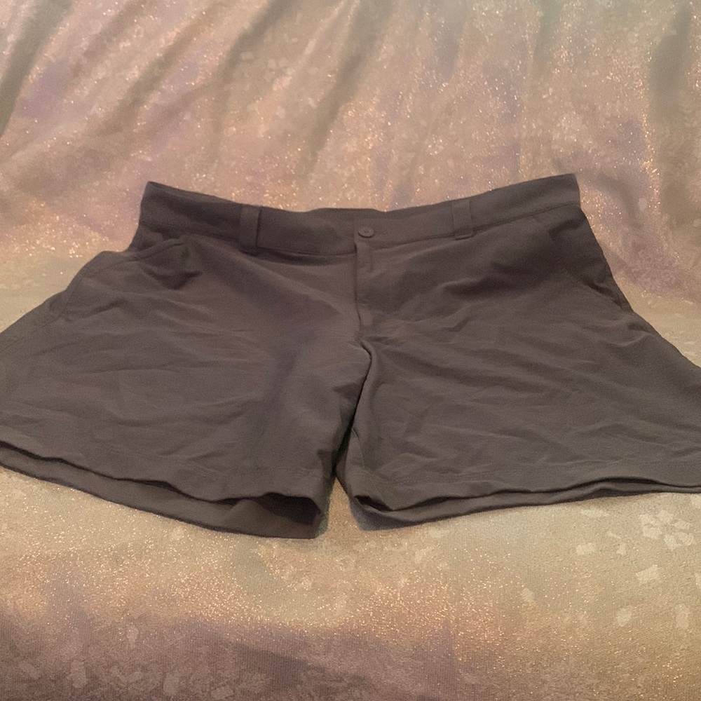✔️Men’s under armour shorts